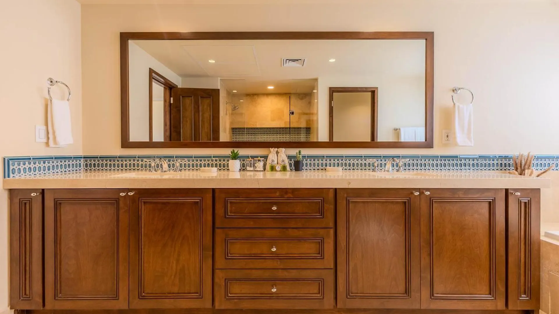 Luxe Villa Retreat At Rancho San Lucas كابو سان لوكاس